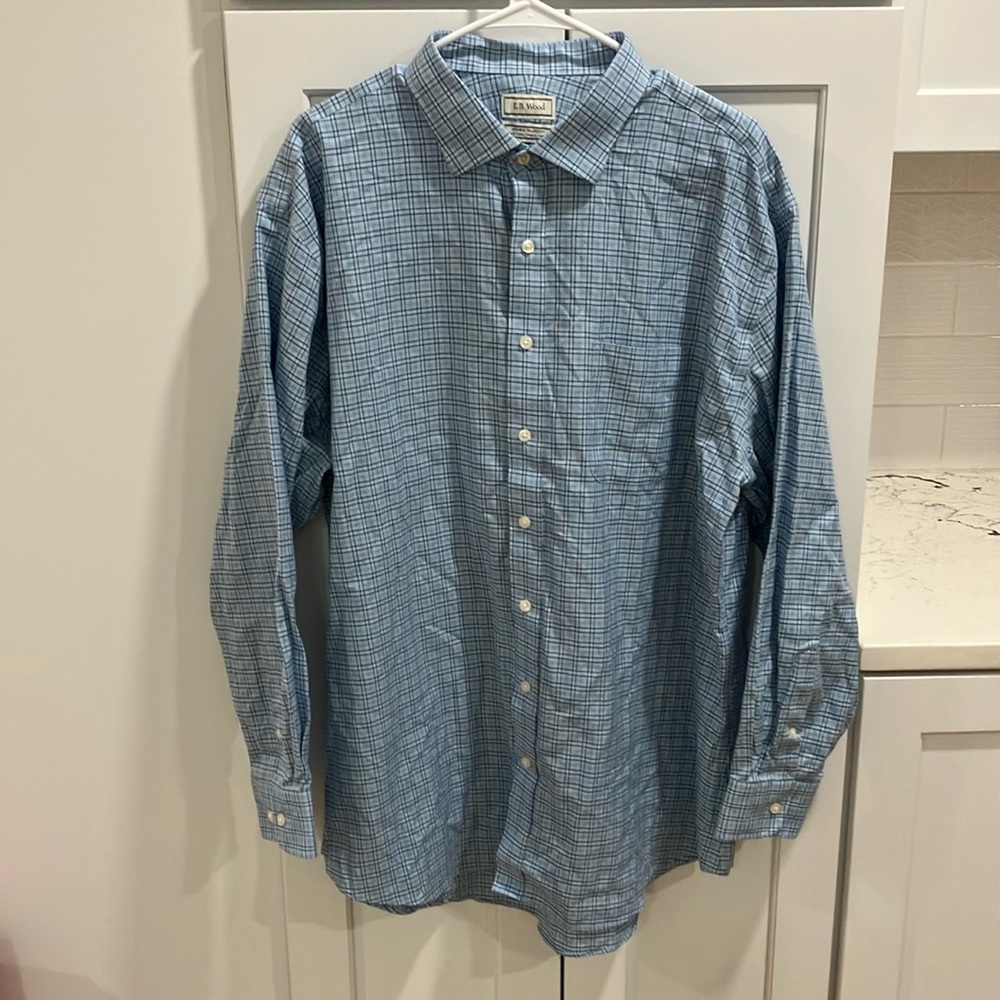 E.B. Wood Men’s Blue Plaid Non-Iron Tailored Fit Cotton Long Sleeve Dress Shirt